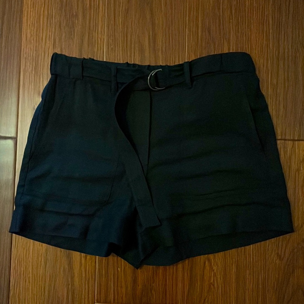 BABATON BLACK LINEN BLEND SHORTS SIZE SMALL
